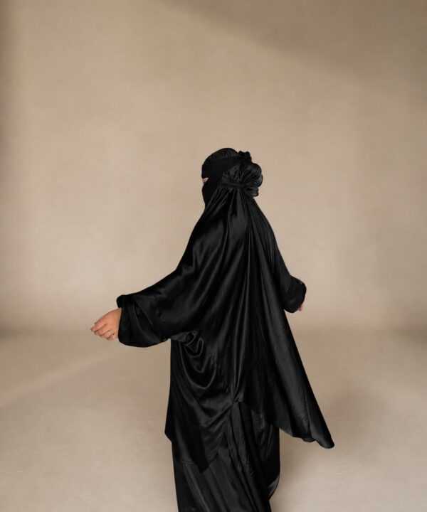 The Signature Jilbab Black