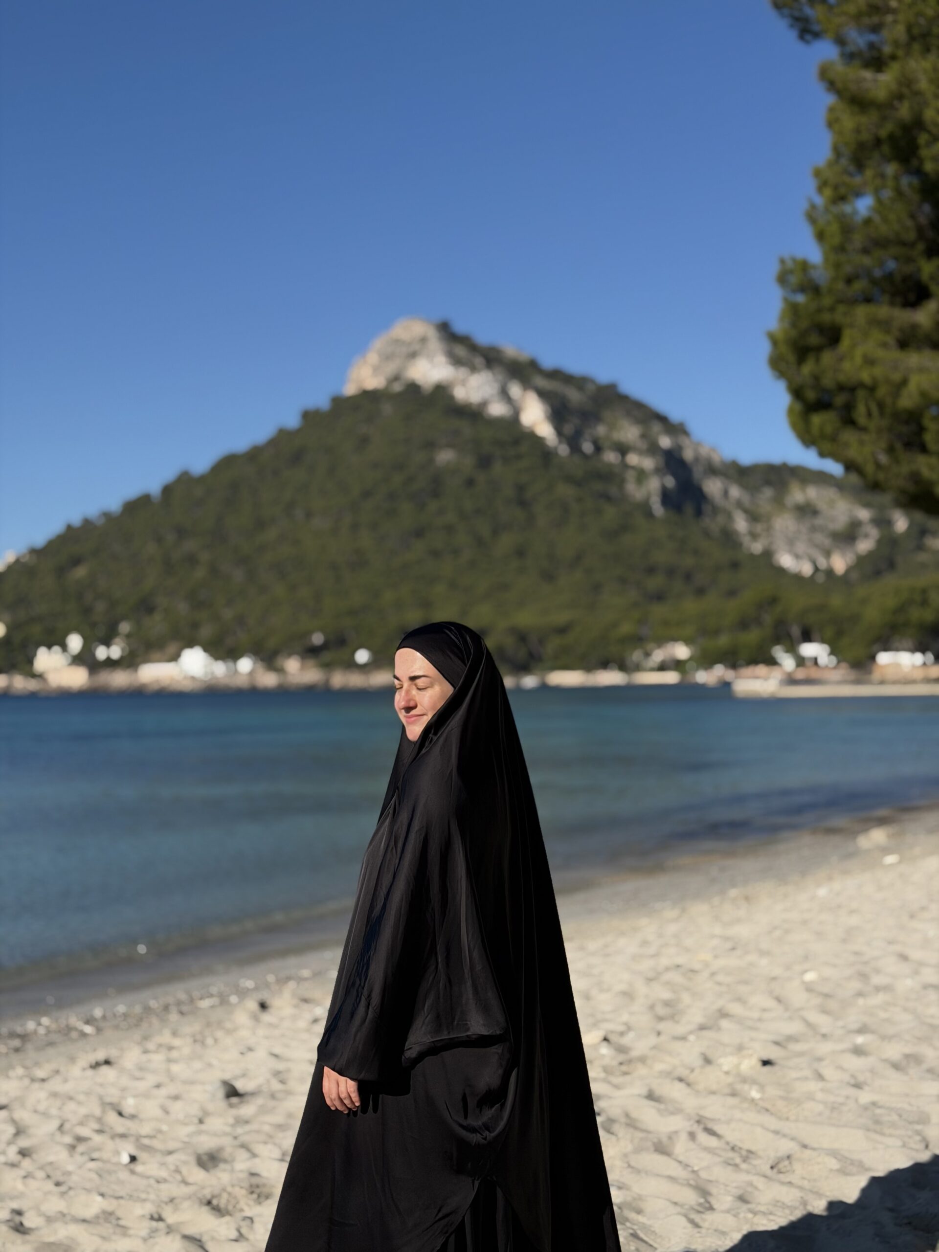 The Signature Jilbab Black - Image 6